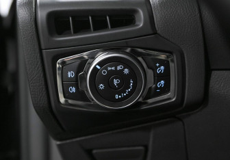 Подержанный автомобиль Ford Focus Sedan 2019 года (10 фото)