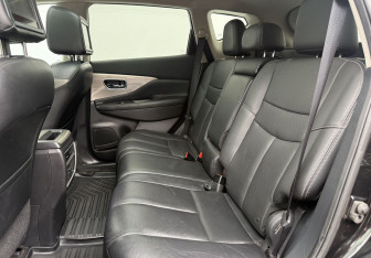 Подержанный автомобиль Nissan Murano Suv 2017 года (11 фото)