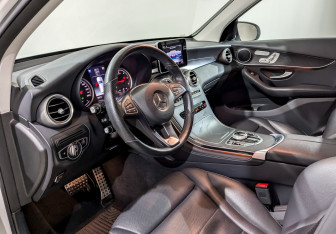 Подержанный автомобиль Mercedes-Benz GLC Coupe 2019 года (16 фото)