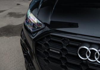 Подержанный автомобиль Audi Q5 2025 года (36 фото)