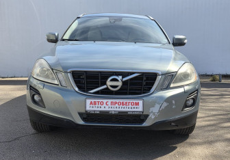 Подержанный автомобиль Volvo XC60 2009 года (2 фото)