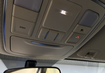 Подержанный автомобиль Geely Emgrand X7 2020 года (18 фото)