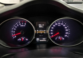 Подержанный автомобиль Kia Sportage 2014 года (12 фото)