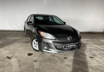 Подержанный автомобиль Mazda 3 Hatchback 2013 года (3 фото)