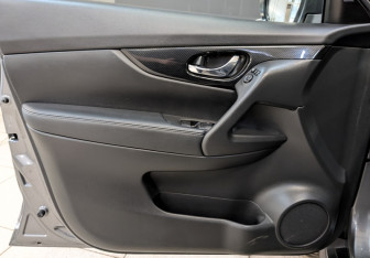 Подержанный автомобиль Nissan X-Trail 2019 года (13 фото)