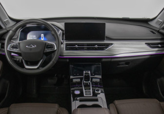 Подержанный автомобиль Chery Tiggo 8 Pro 2023 года (14 фото)