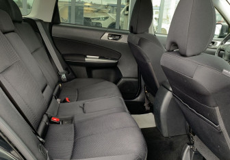 Подержанный автомобиль Subaru Forester Suv 2011 года (20 фото)