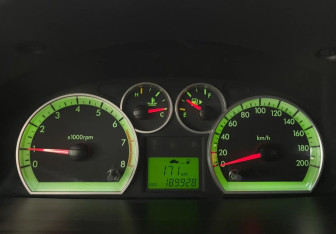 Подержанный автомобиль Chevrolet Aveo Sedan 2007 года (15 фото)