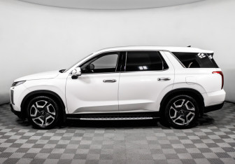 Подержанный автомобиль Hyundai Palisade 2022 года (8 фото)