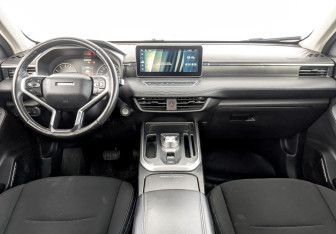 Подержанный автомобиль Haval Jolion 2022 года (14 фото)