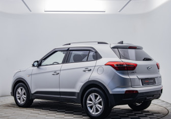 Подержанный автомобиль Hyundai Creta 2016 года (3 фото)