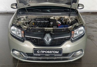 Подержанный автомобиль Renault Logan Sedan 2014 года (9 фото)