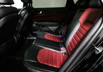 Подержанный автомобиль Kia Optima Sedan 2018 года (14 фото)