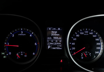 Подержанный автомобиль Hyundai Santa Fe 2015 года (11 фото)