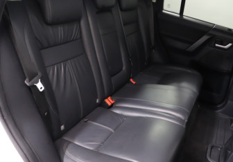 Подержанный автомобиль Land Rover Freelander 2012 года (18 фото)