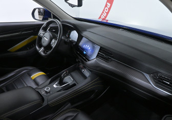 Подержанный автомобиль Haval F7x 2021 года (8 фото)