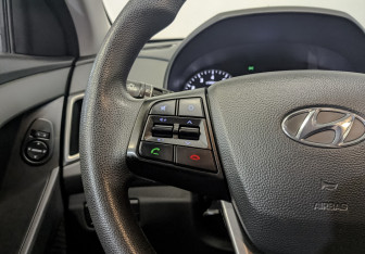Подержанный автомобиль Hyundai Creta 2019 года (29 фото)