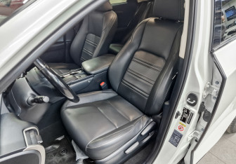 Подержанный автомобиль Lexus NX 2016 года (20 фото)