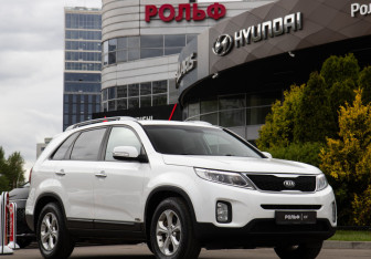 Подержанный автомобиль Kia Sorento 2018 года (2 фото)