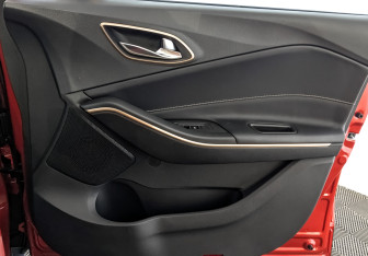 Подержанный автомобиль Москвич 3е 2023 года (25 фото)