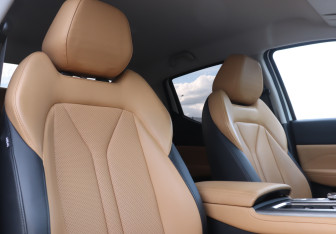 Подержанный автомобиль Changan Hunter Plus 2023 года (14 фото)