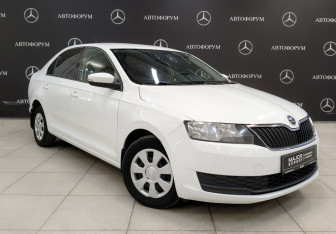 Подержанный автомобиль Skoda Rapid Liftback 2019 года (3 фото)