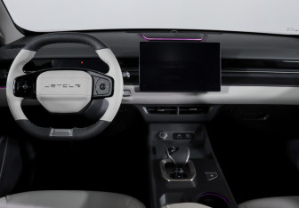 Подержанный автомобиль Jetour Dashing 2023 года (12 фото)