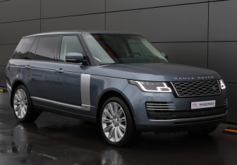 Подержанный автомобиль Land Rover Range Rover 2018 года (3 фото)