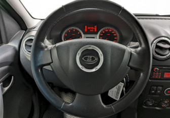 Подержанный автомобиль LADA (ВАЗ) Largus Wagon 2016 года (23 фото)