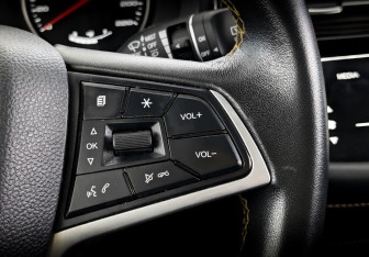 Подержанный автомобиль Москвич 3 2023 года (29 фото)