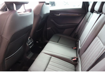 Новый Skoda Karoq 2025 (16 фото)