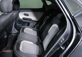 Подержанный автомобиль Kia Ceed Wagon 2013 года (17 фото)