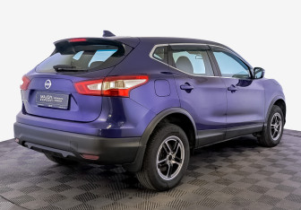 Подержанный автомобиль Nissan Qashqai 2018 года (5 фото)