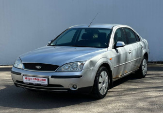Подержанный автомобиль Ford Mondeo Sedan 2003 года (1 фото)