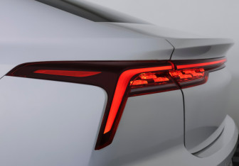 Подержанный автомобиль FAW Bestune B70 2023 года (22 фото)