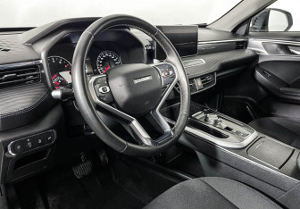 Подержанный автомобиль Haval Jolion 2024 года (13 фото)