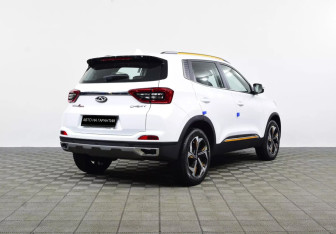 Подержанный автомобиль Chery Tiggo 4 Pro 2023 года (3 фото)