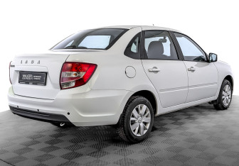 Подержанный автомобиль LADA (ВАЗ) Granta Sedan 2023 года (5 фото)