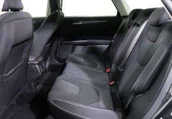 Подержанный автомобиль Ford Mondeo Wagon 2019 года (20 фото)