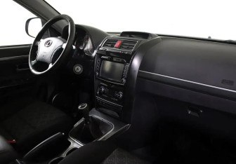 Подержанный автомобиль Great Wall Hover H3 2014 года (5 фото)