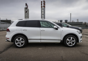 Подержанный автомобиль Volkswagen Touareg 2012 года (4 фото)