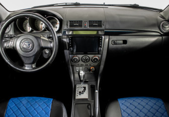 Подержанный автомобиль Mazda 3 Sedan 2007 года (11 фото)