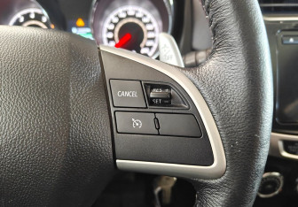 Подержанный автомобиль Mitsubishi ASX 2014 года (15 фото)