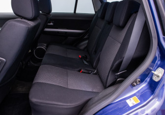 Подержанный автомобиль Suzuki Grand Vitara 2007 года (11 фото)