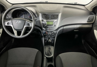 Подержанный автомобиль Hyundai Solaris Sedan 2013 года (5 фото)