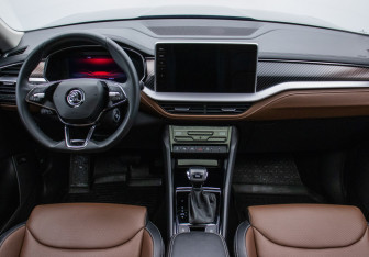 Подержанный автомобиль Skoda Kodiaq 2023 года (13 фото)