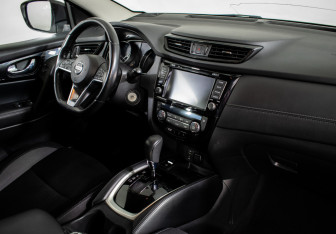 Подержанный автомобиль Nissan Qashqai 2019 года (10 фото)