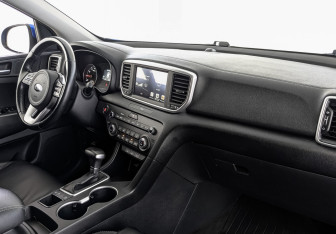 Подержанный автомобиль Kia Sportage 2021 года (13 фото)