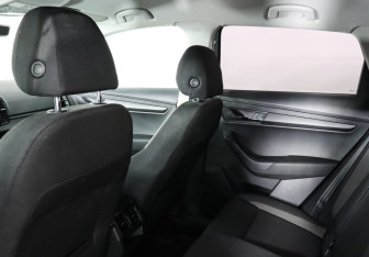 Подержанный автомобиль Skoda Karoq 2020 года (12 фото)