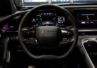 Новый Exeed RX 2025 (10 фото)